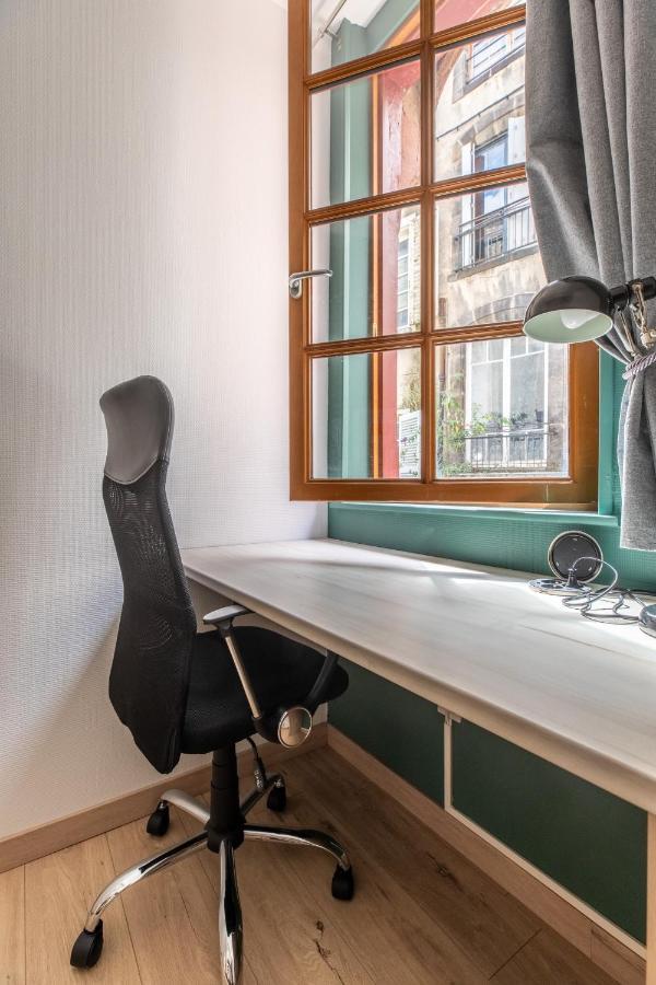 Le Double Pirou # 2 Appartements # Halte Auvergne Thiers Extérieur photo