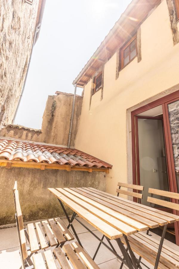 Le Double Pirou # 2 Appartements # Halte Auvergne Thiers Extérieur photo