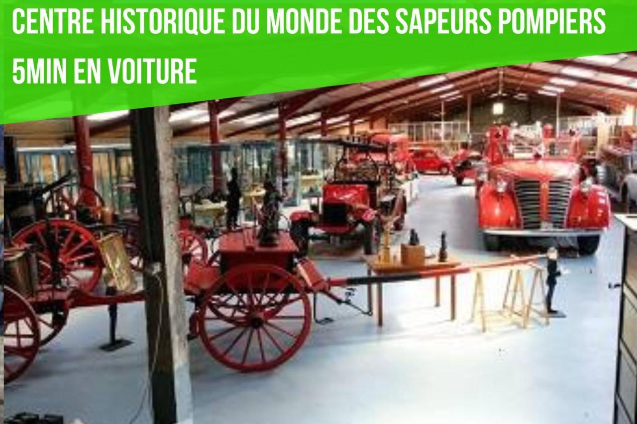 Le Double Pirou # 2 Appartements # Halte Auvergne Thiers Extérieur photo